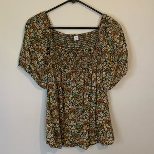 🌿 Excellent used condition Old Navy colorful floral top size L